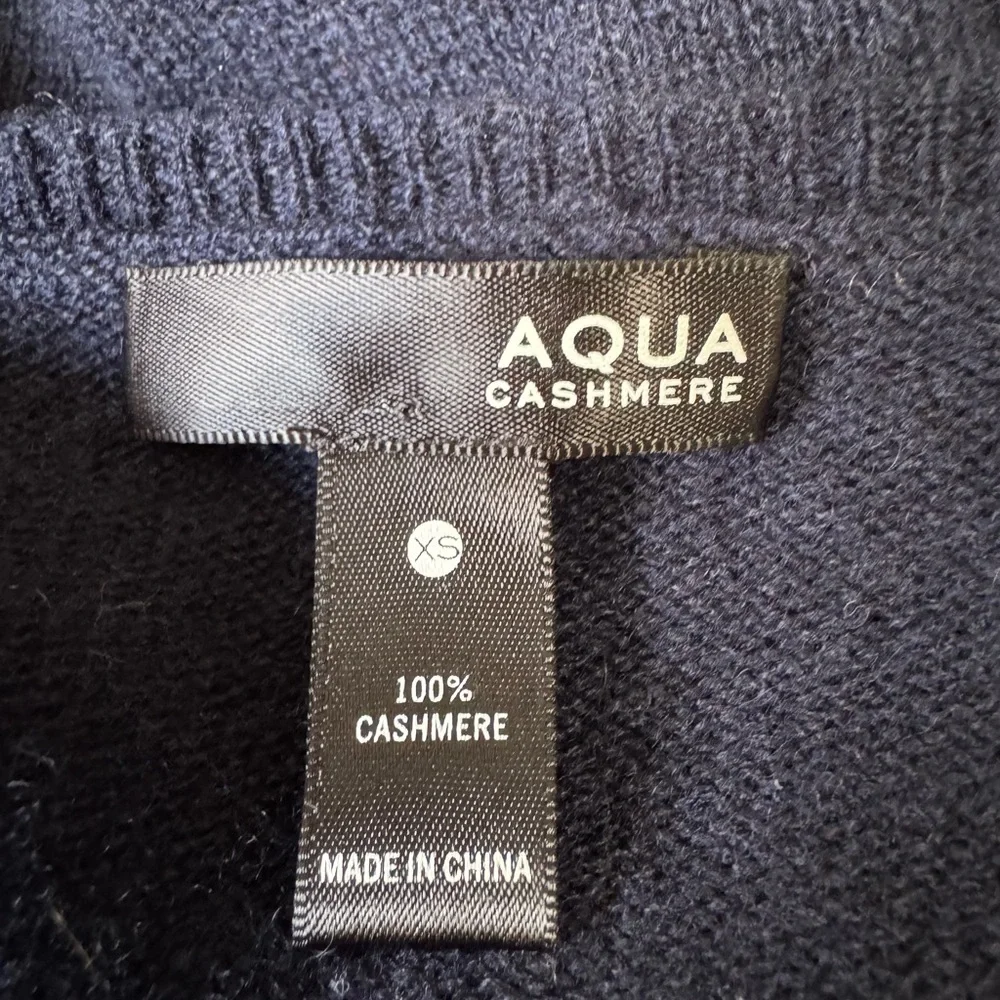 Aqua Cashmere Black and Pink Crew Neck Sweater with Color Block Design